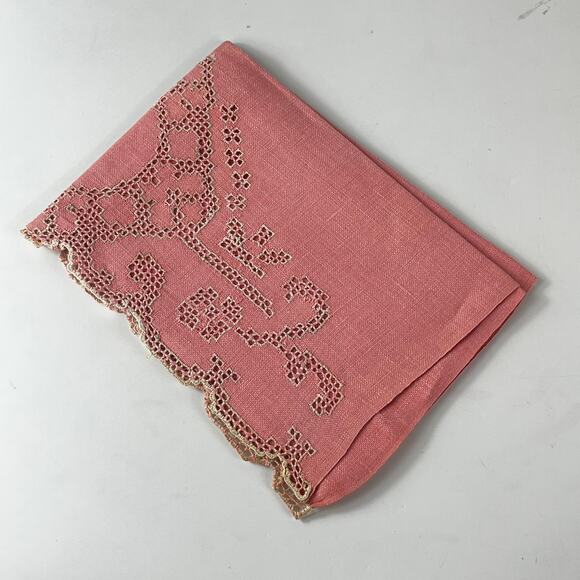 Vtg Pink Tea Towel Embroidered Lace Scrollwork 19x14 Large Table Doily Linens - Picture 7 of 7